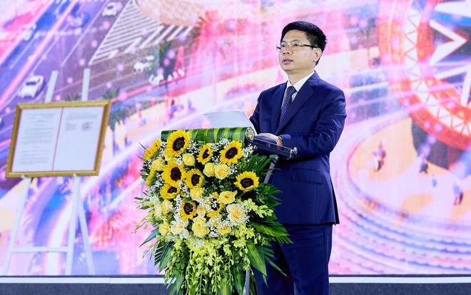 76acec25f76c6308d4d8.jpg