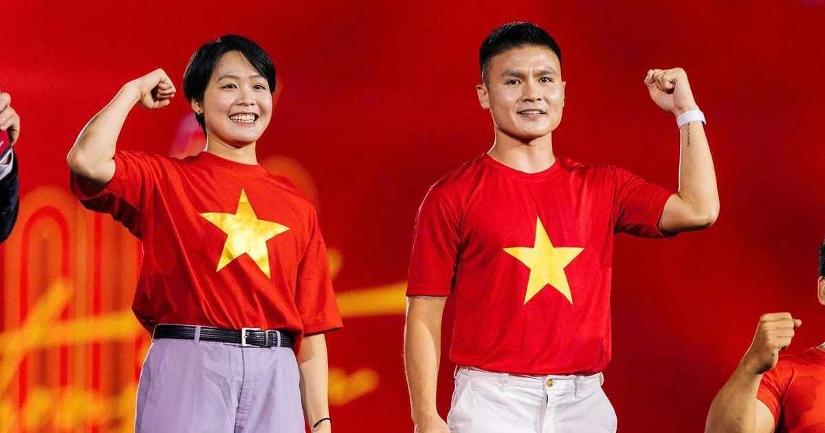 Khi những nhà vô địch truyền lửa cho thế hệ trẻ - Tổ quốc luôn trong tim mỗi người ❤️
