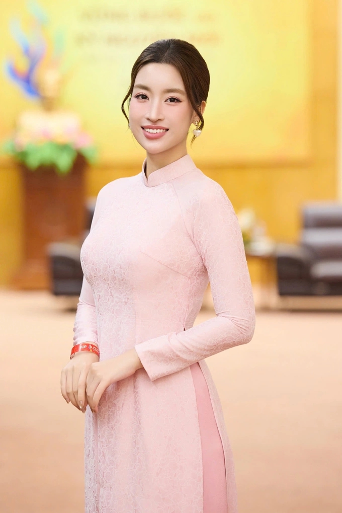 76cf8ab00244fcde3dc3.jpg