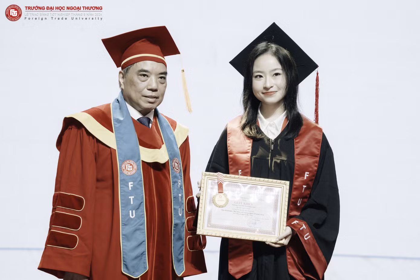 76de576b90be4602636d.jpg