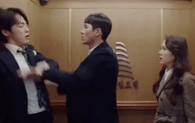 784847a8ce442204850e.gif