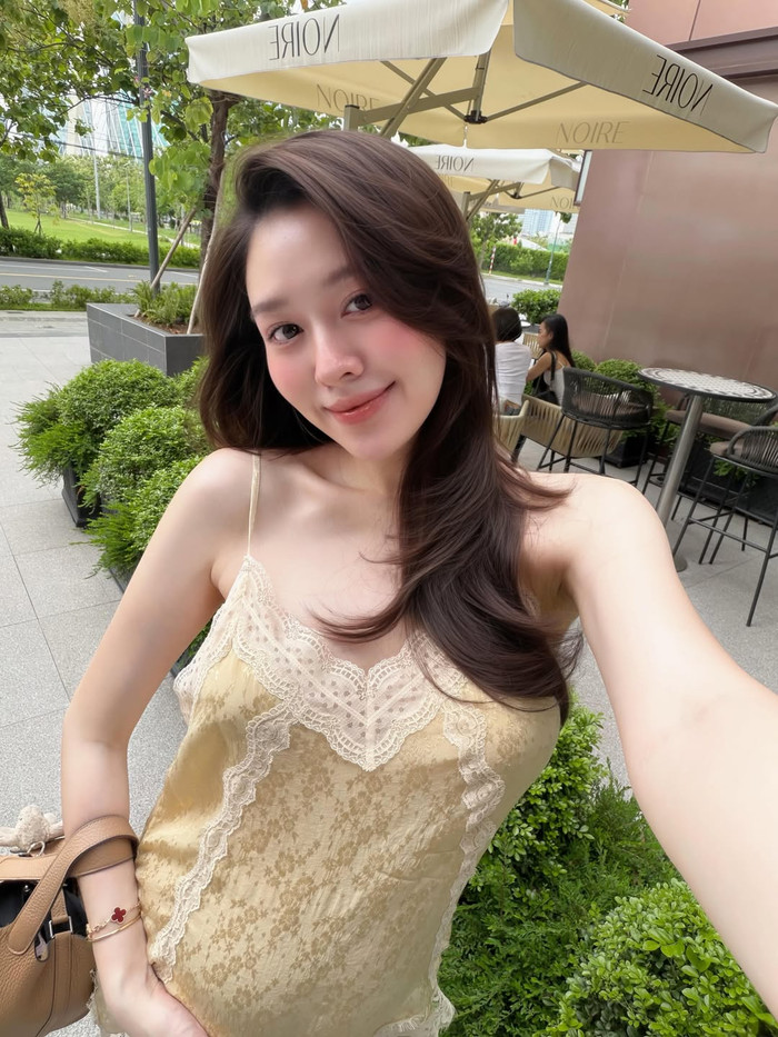 7883ef1cf7395806bb12.jpg