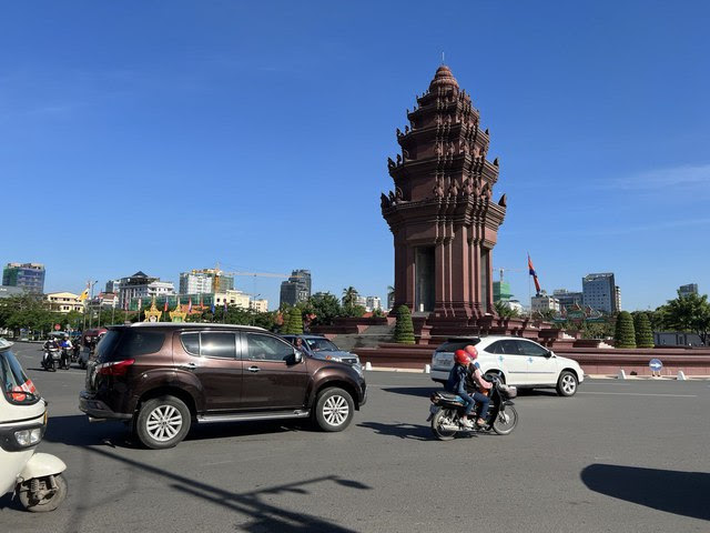 78da7e2eb02cd1ba4893.jpg