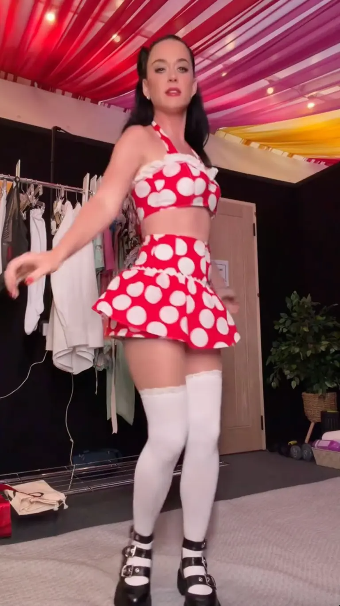 7a534d0e66f935aa124b.png