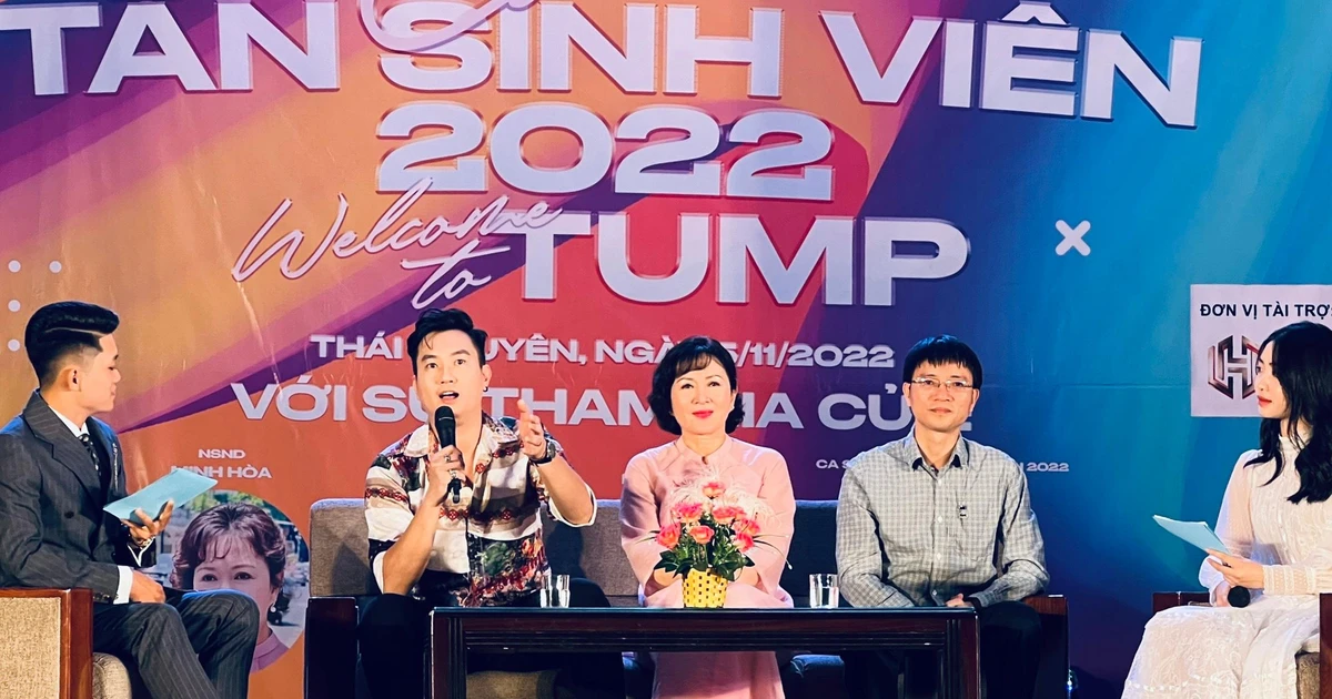 Đêm chào tân sinh viên Đại học Y – Dược Thái Nguyên cháy hết nấc