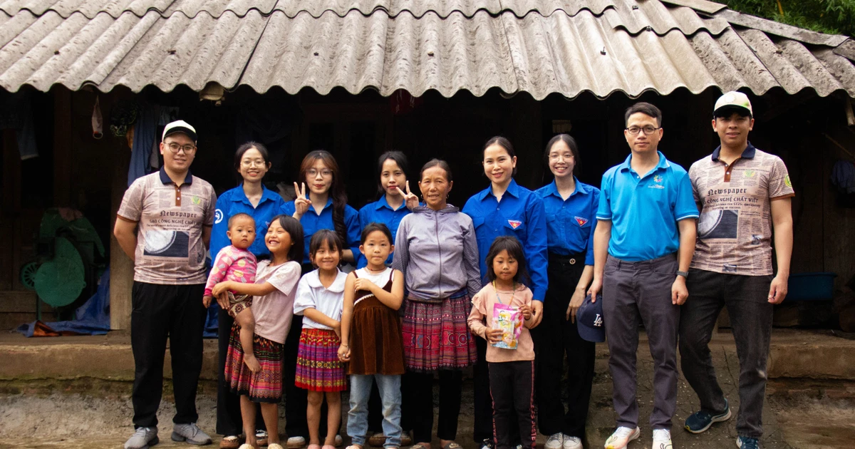Gây quỹ bằng bánh đậu xanh, team sinh viên mang 54 triệu lên vùng cao Sơn La