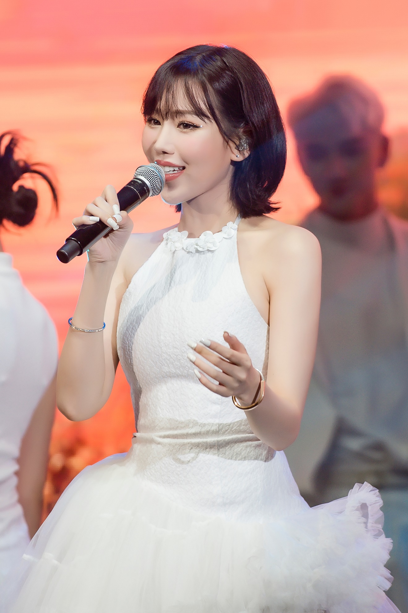 7ac2e403a3c2bc1111d0.jpg