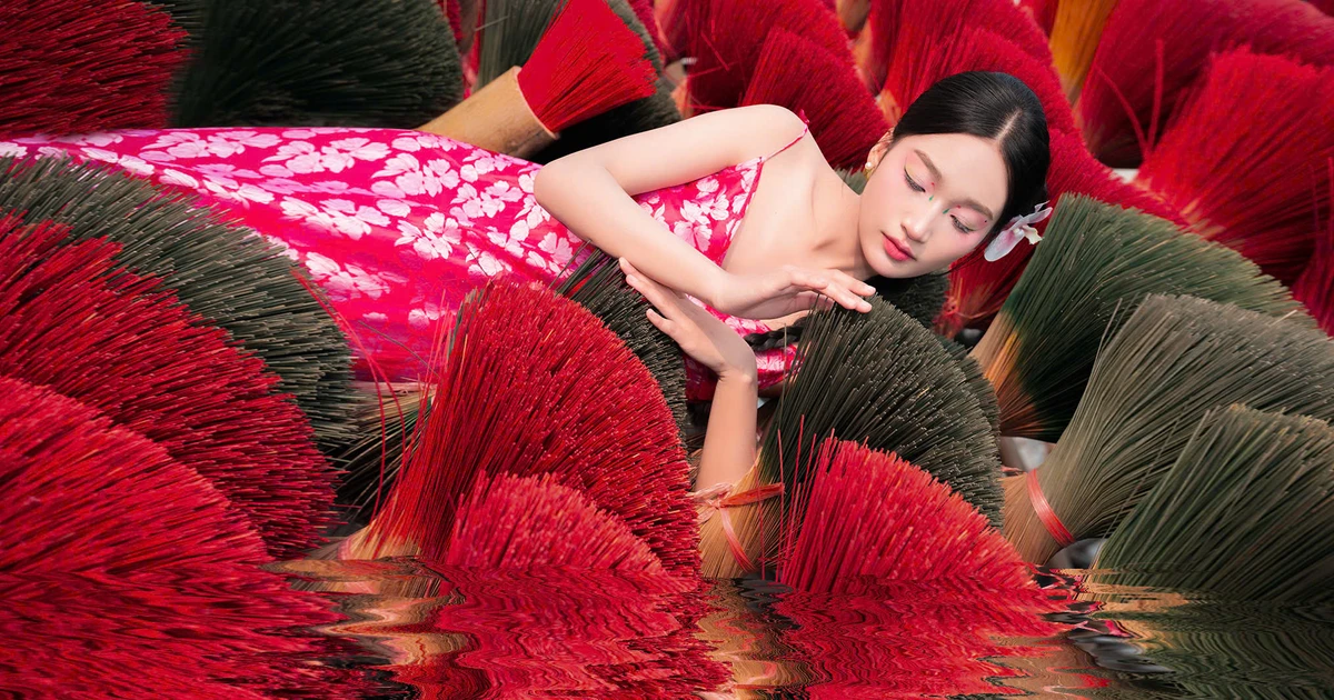 Nữ sinh Hà Nam xinh đẹp hóa nàng thơ giữa làng hương ngày Tết, visual thơ mộng quá đi thôi