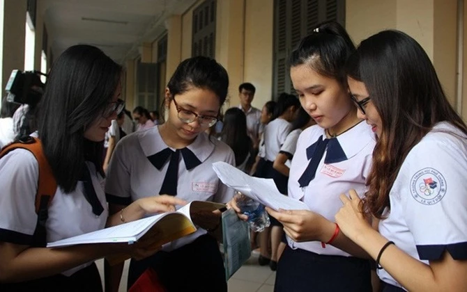 Bộ GD&ĐT thả "bom tấn" đề thi tham khảo THPT Quốc gia 2019 rồi đây!