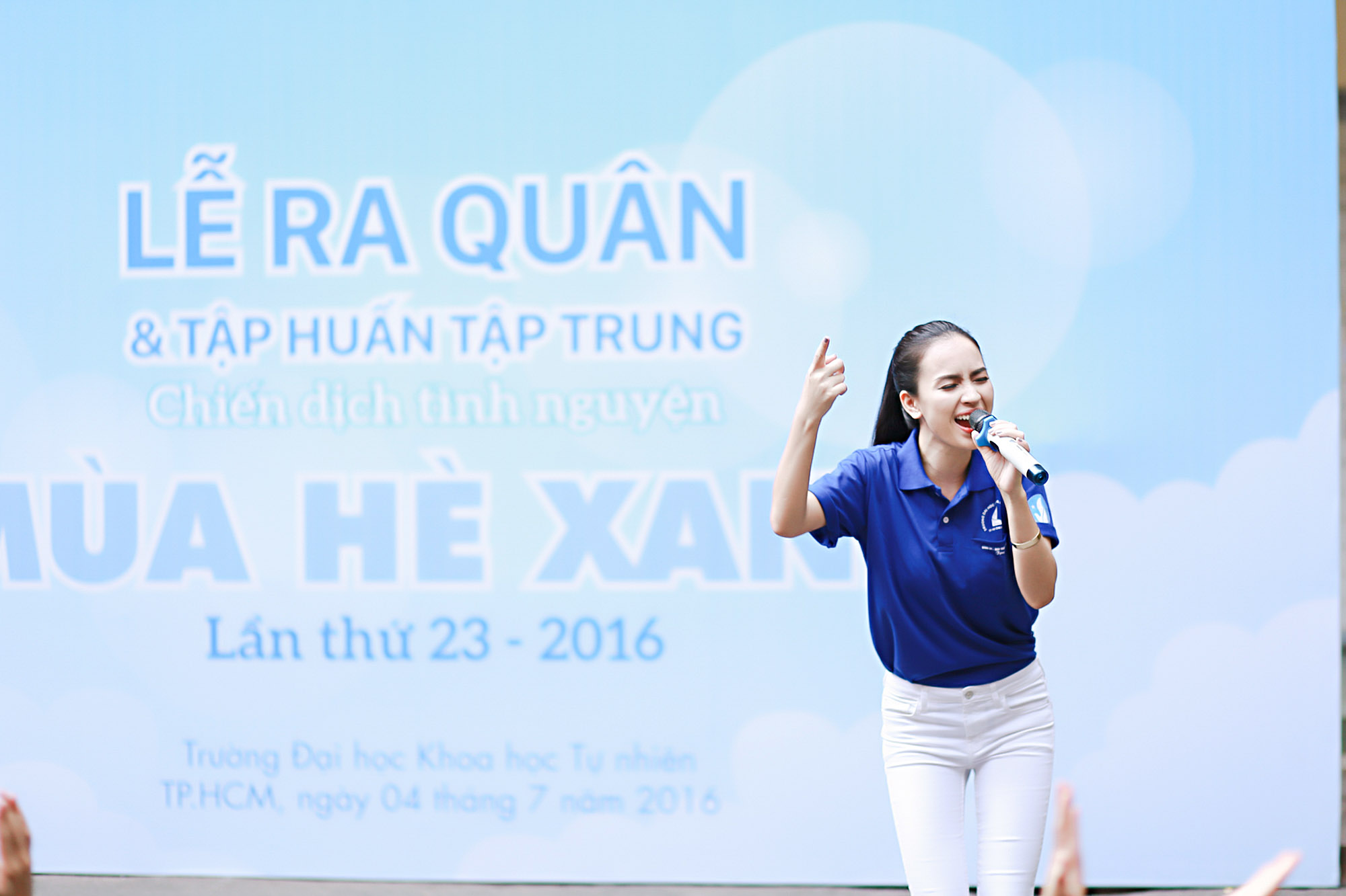 7bfc9c573c606a86d6d8.jpg