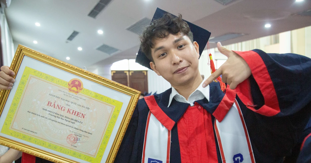 Bí quyết học siêu "ngầu" của anh chàng thủ khoa khiến ai cũng phải gật gù