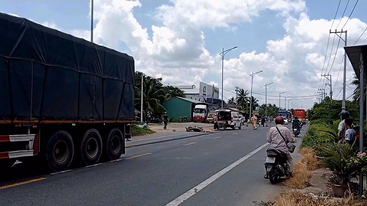 7d1f95a1885588a6ec36.jpg