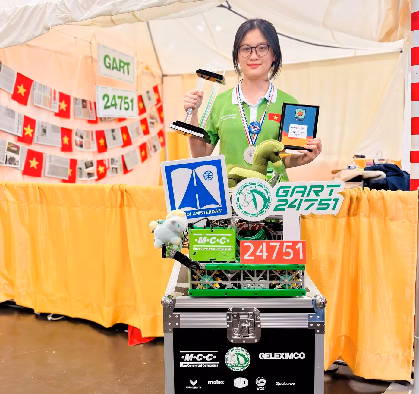 7d23d400a3ec07203f13.jpg