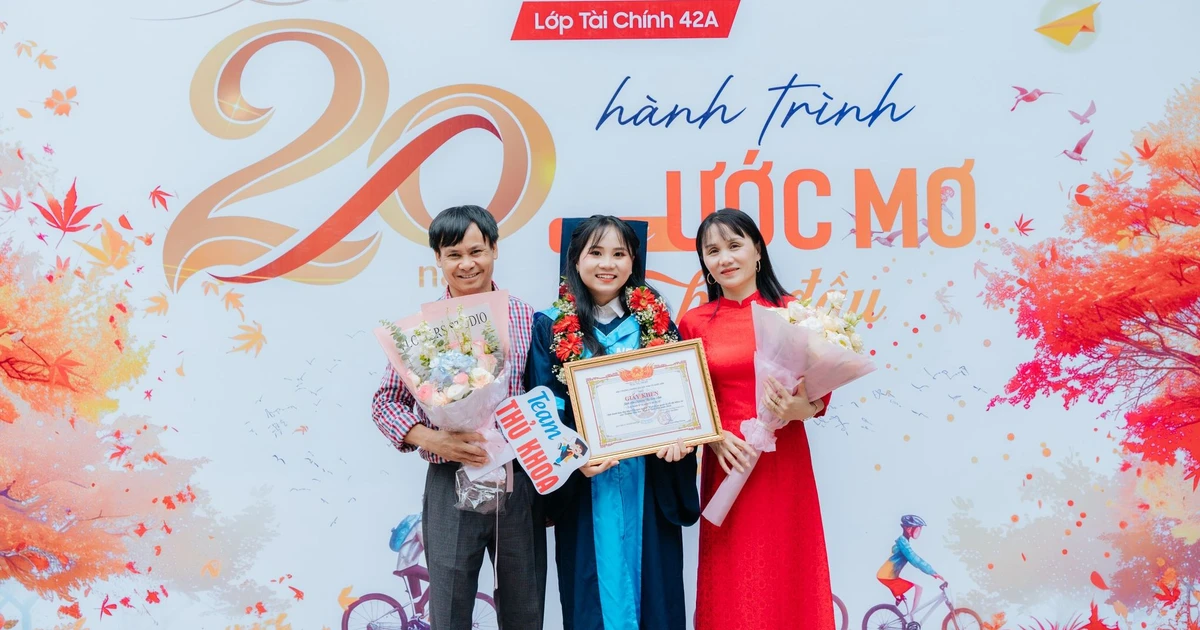 Nữ thủ khoa Kinh tế và Quản lý đô thị tốt nghiệp sớm với GPA 3.93: Hành trình vượt khó đầy cảm hứng