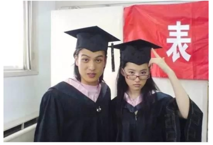 7ddd397702b74fb53c82.png
