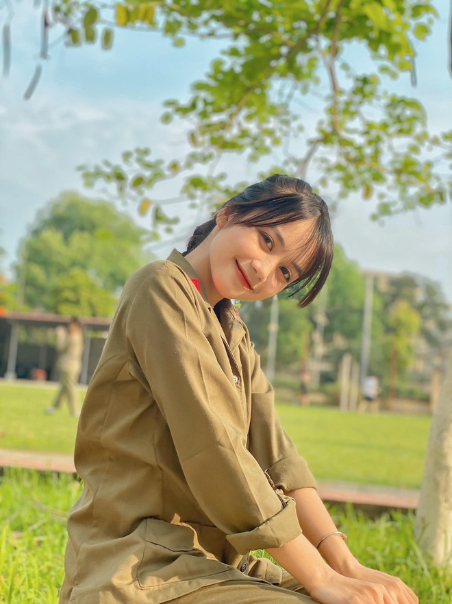 7e141b717338e795a75b.jpg