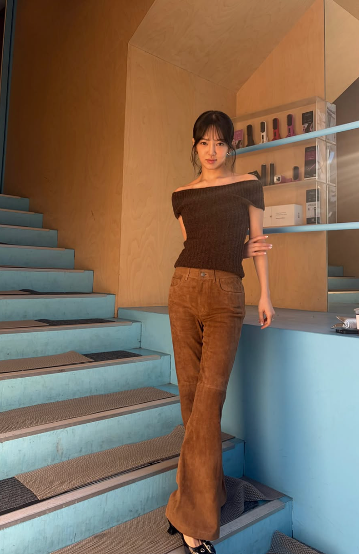 7e40f3dfd7c5945352fb.png
