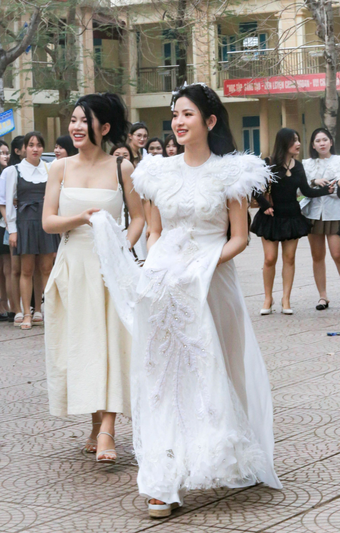 7e5a1b188dbbed687bdc.jpg