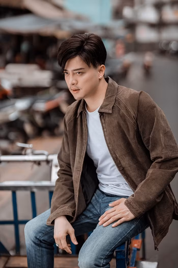 7eb3ca8954c35eca6523.jpg