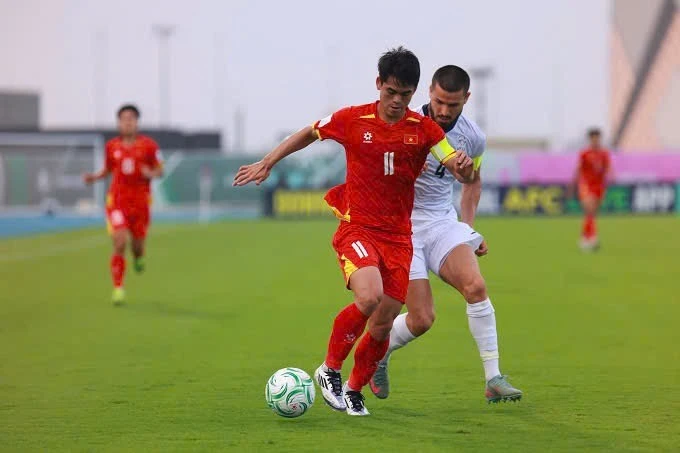 Đội trưởng U23 Việt Nam: "Đừng gọi mình là 'người không phổi' nữa, hãy gọi là Khuất Văn Khang"