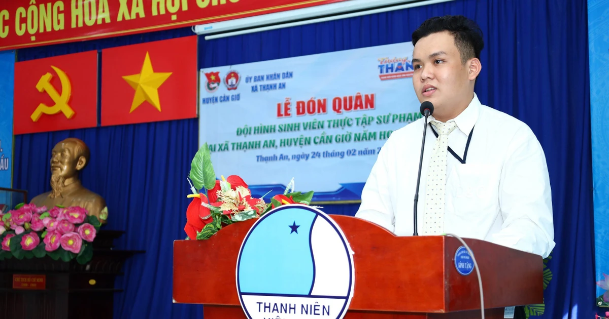Chàng sinh viên Sư phạm chọn thực tập ở xã đảo duy nhất Sài Gòn vì muốn cống hiến hết mình