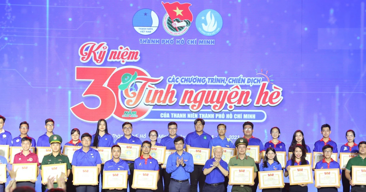 Gen Z Sài Gòn vẫn cháy hết mình với các chiến dịch tình nguyện Hè huyền thoại!