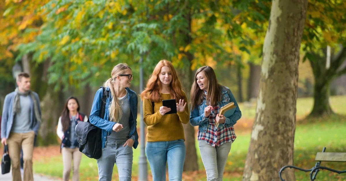 Gen Z Mỹ "quay xe" chọn nghề tay chân thay vì cày cuốc văn phòng ✨