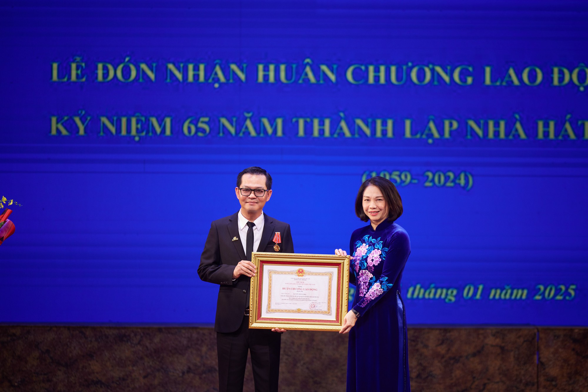 801ebc3e22a7e590006b.jpg