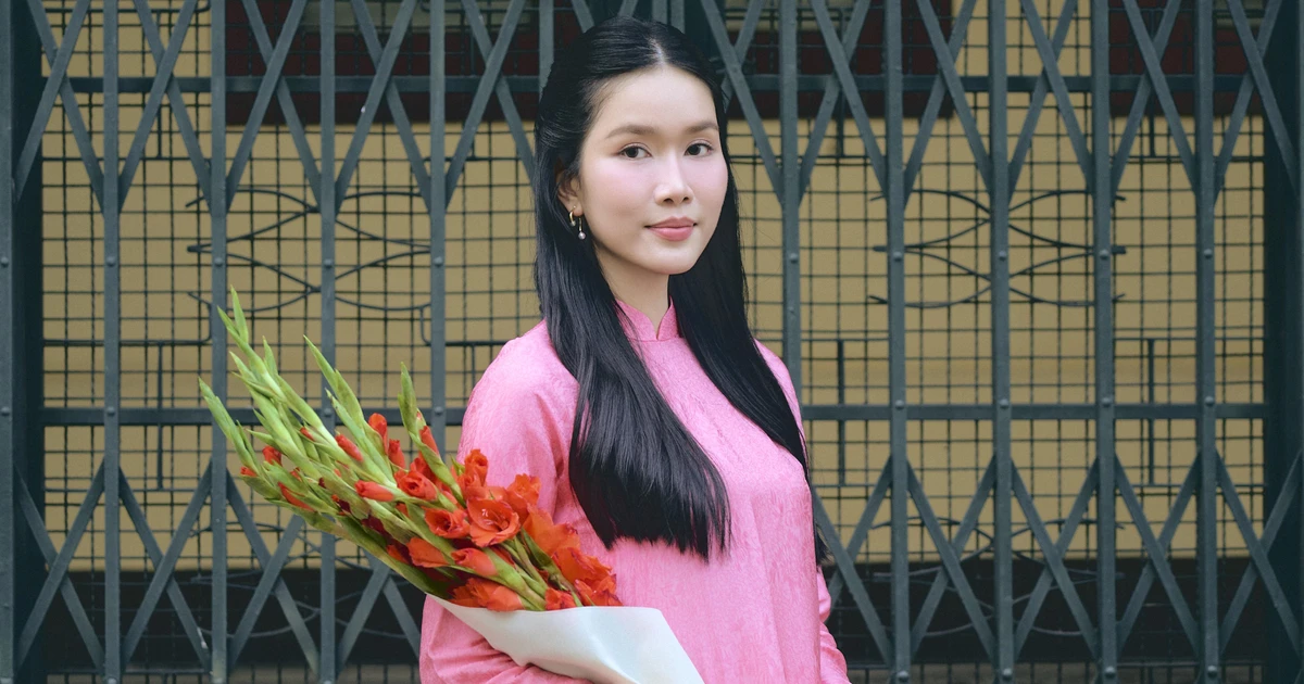 Á hậu Phương Anh: "Lì xì là nét văn hóa siêu đáng yêu mỗi dịp Tết đến xuân về"
