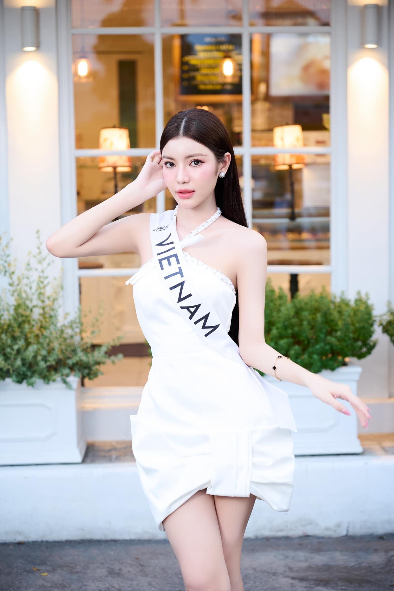 81aa1eb8735baf1c56ac.jpg