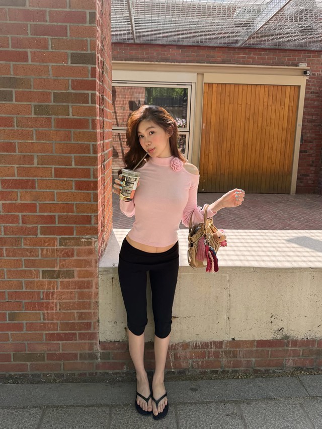 81f11717a9d0ee9a13c5.jpg