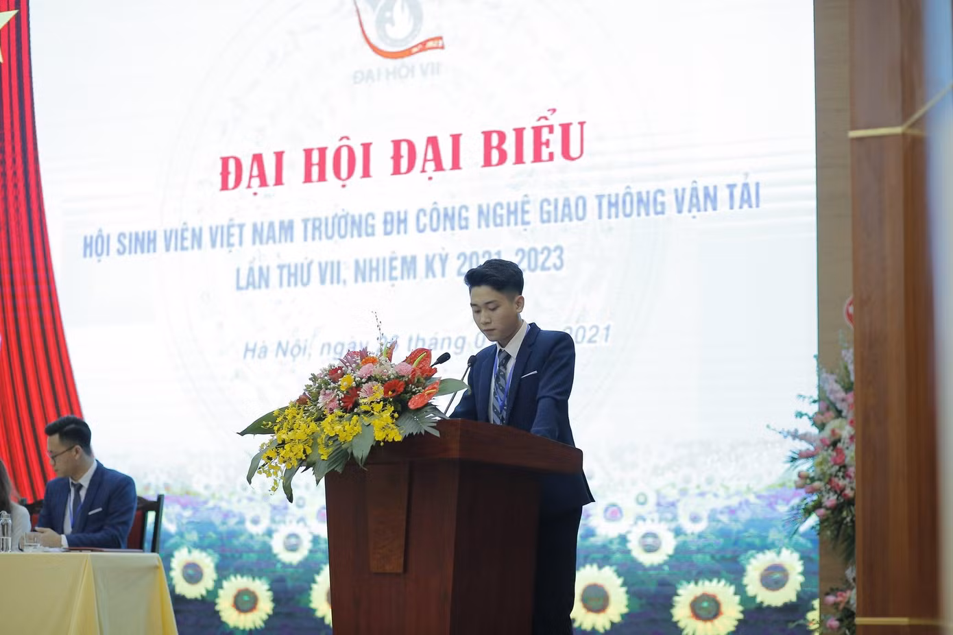 82d8b490ad8713118f5a.jpg