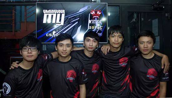 83b819bab10c001fe825.jpg