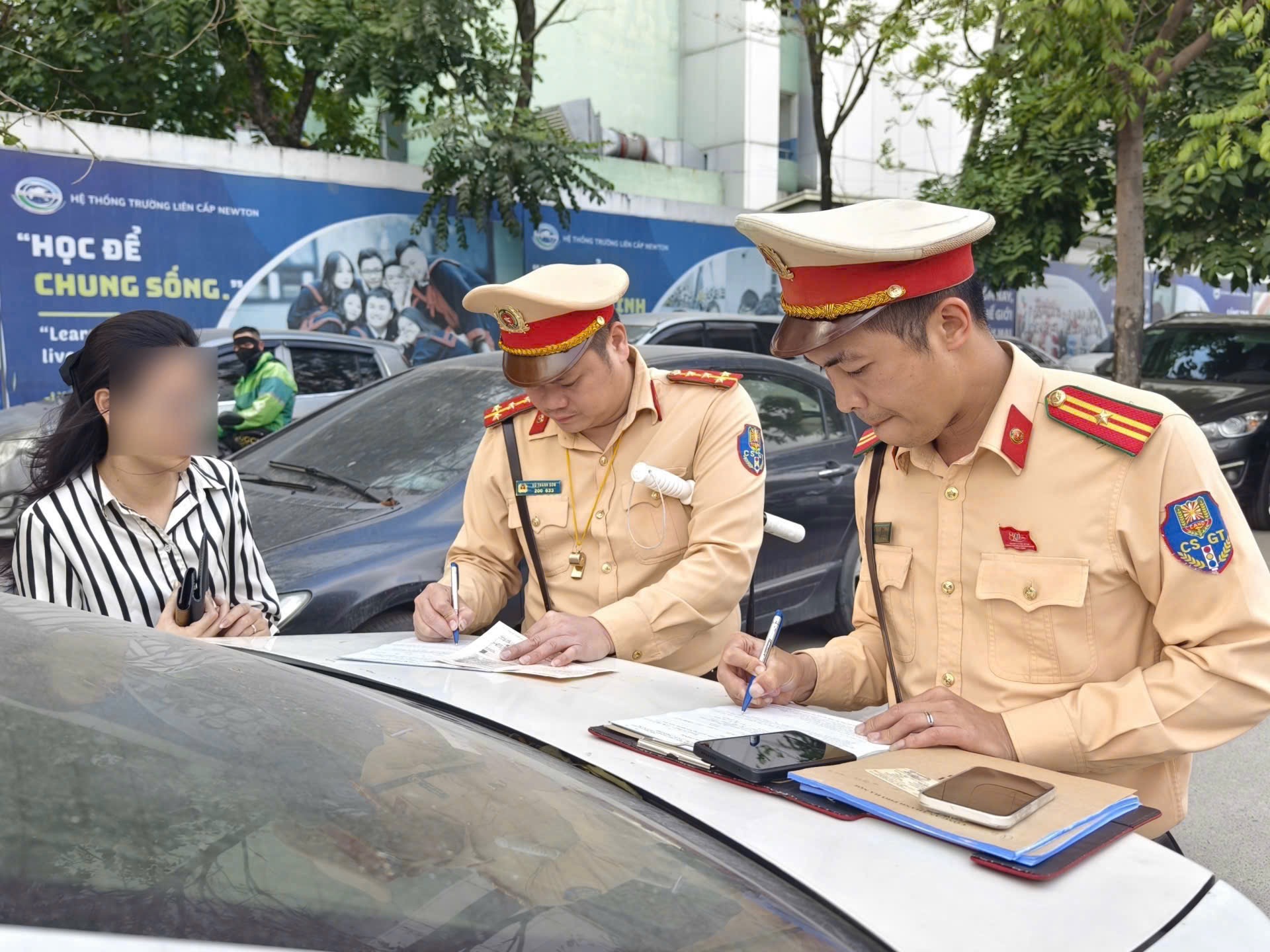 83d061cdcbc7f27000ba.jpg