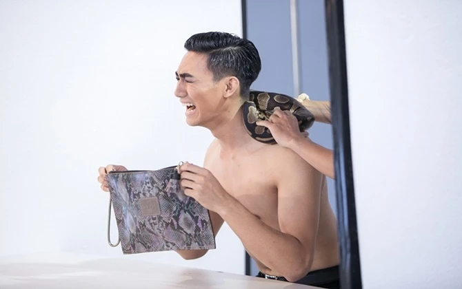 The Face Vietnam 2018 sắp tung thử thách rùng rợn nhất: Chụp hình cùng bò sát, dàn thí sinh sợ "chết khiếp"!