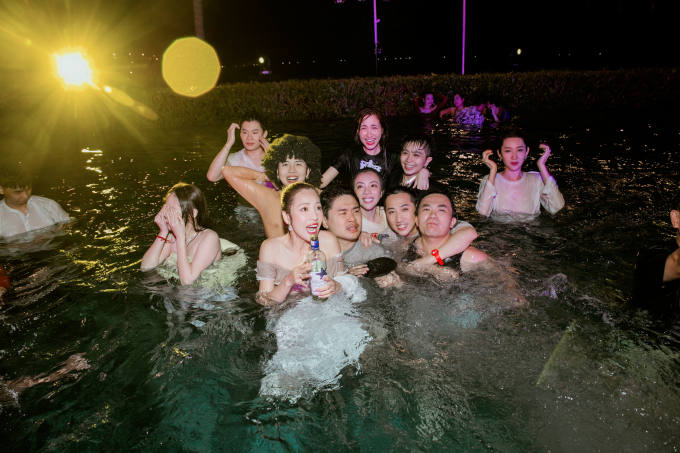 85620d83255f3cab35e8.jpg