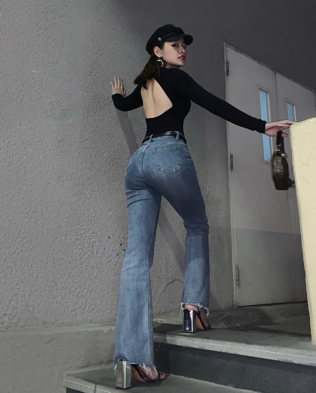 8568f12fe48e4cd878d7.jpg