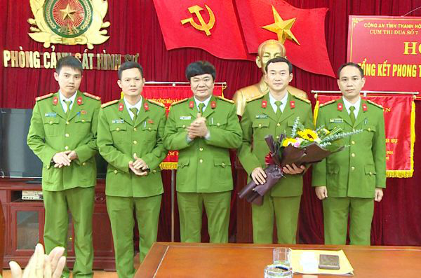 85c042e0cafa09c50cf1.jpg