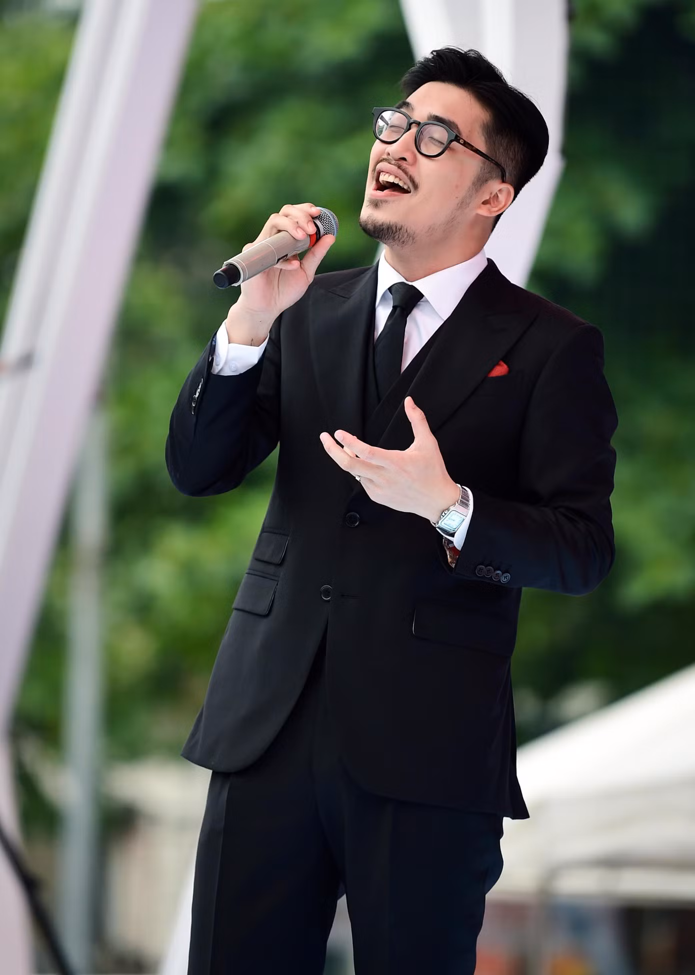 85ea2adcd9740de9a73d.jpg