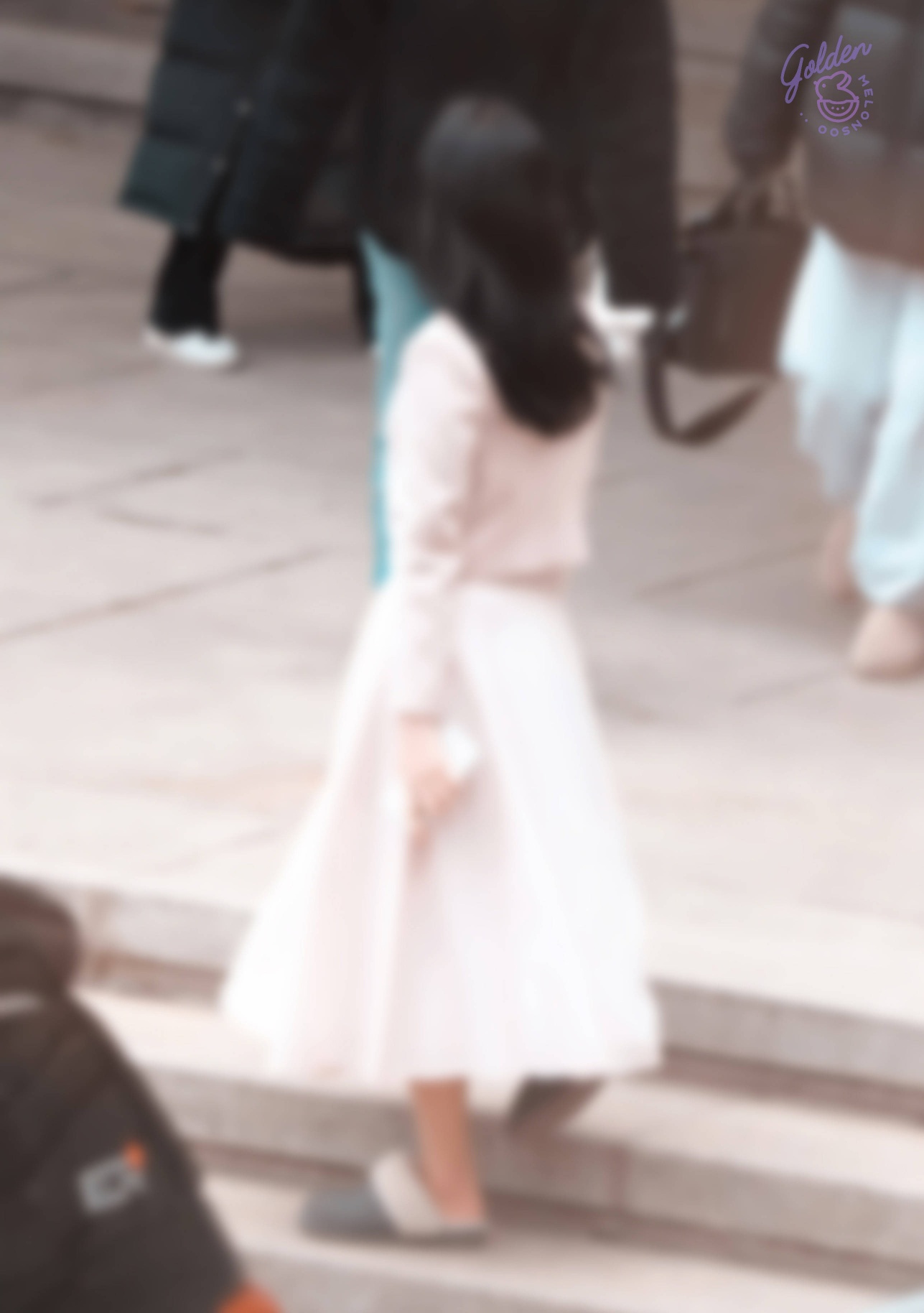 86083efcf047c3f68eb2.jpg