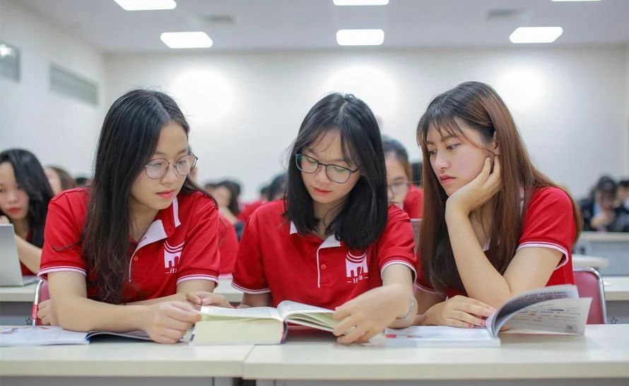 ĐHQG Hà Nội tổ chức Olympic cho teen THPT - Cơ hội chốt suất tuyển thẳng đây rồi!