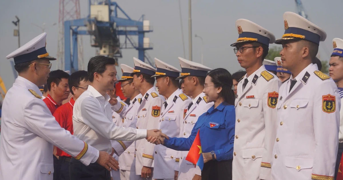 Khởi động Hành trình 'Tuổi trẻ vì biển, đảo quê hương' năm 2025 - Gen Z cùng về Trường Sa thôi!