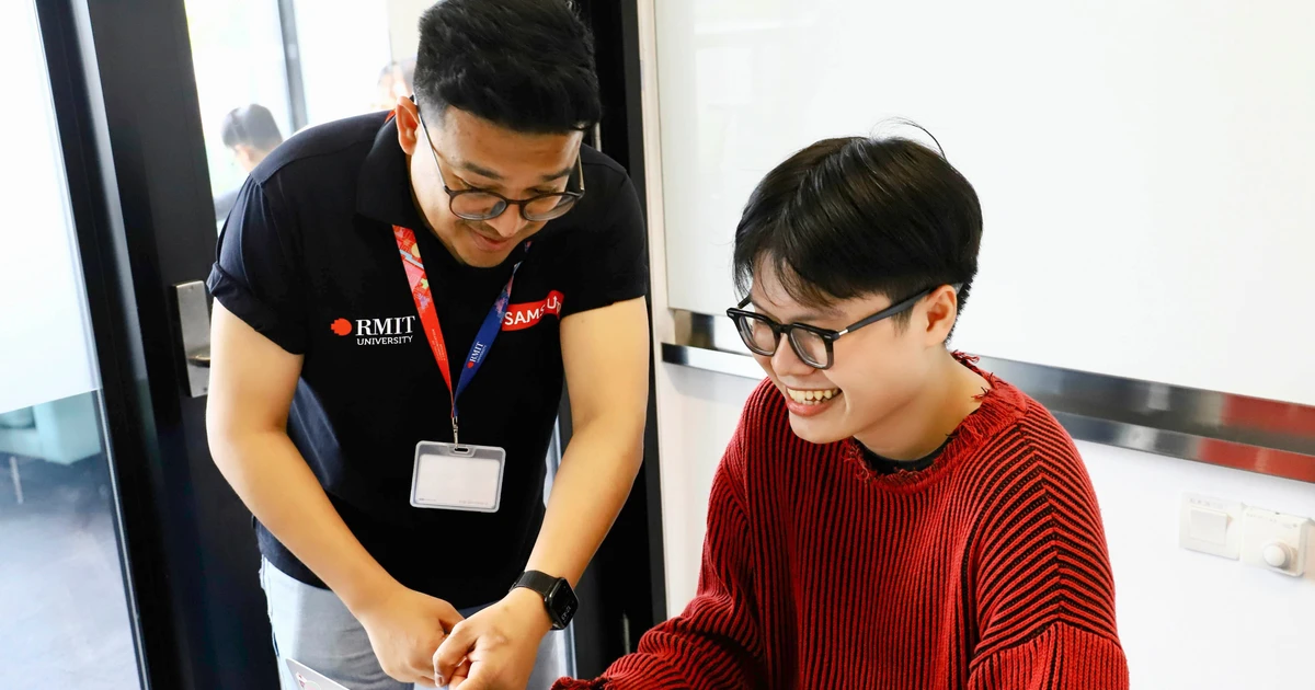 Nam sinh RMIT chinh phục học bổng Voices of the Future đầu tiên – từ màn hình Instagram đến sân khấu Cannes Lions ✨