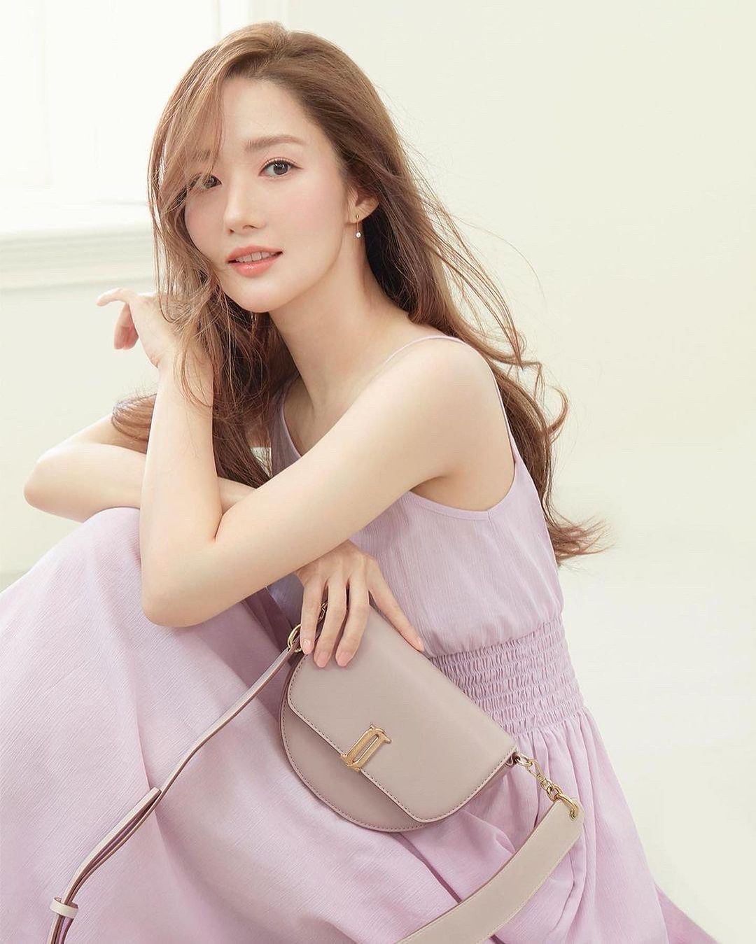 884c745c75ce1459d3cc.jpg