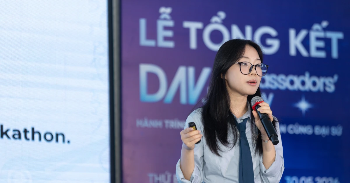 Học viện Ngoại giao kết nối sinh viên với các Đại sứ kỳ cựu - Khoá đầu tiên đã "hết nước chấm" rồi nè!