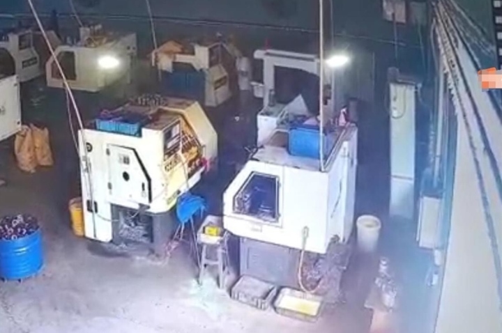 8a37aef9d07003d62df6.jpg