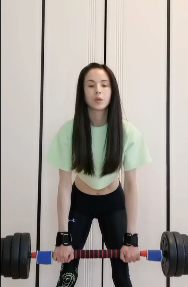 8a4f9dddcf4c1bc4939a.png