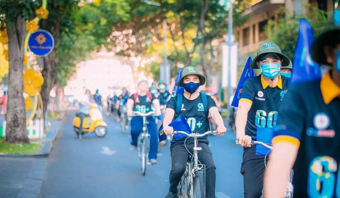 Gen Z Sài Gòn "cháy" hết mình với Giờ Trái Đất - Hãy lên tiếng vì thiên nhiên đi nàooo!
