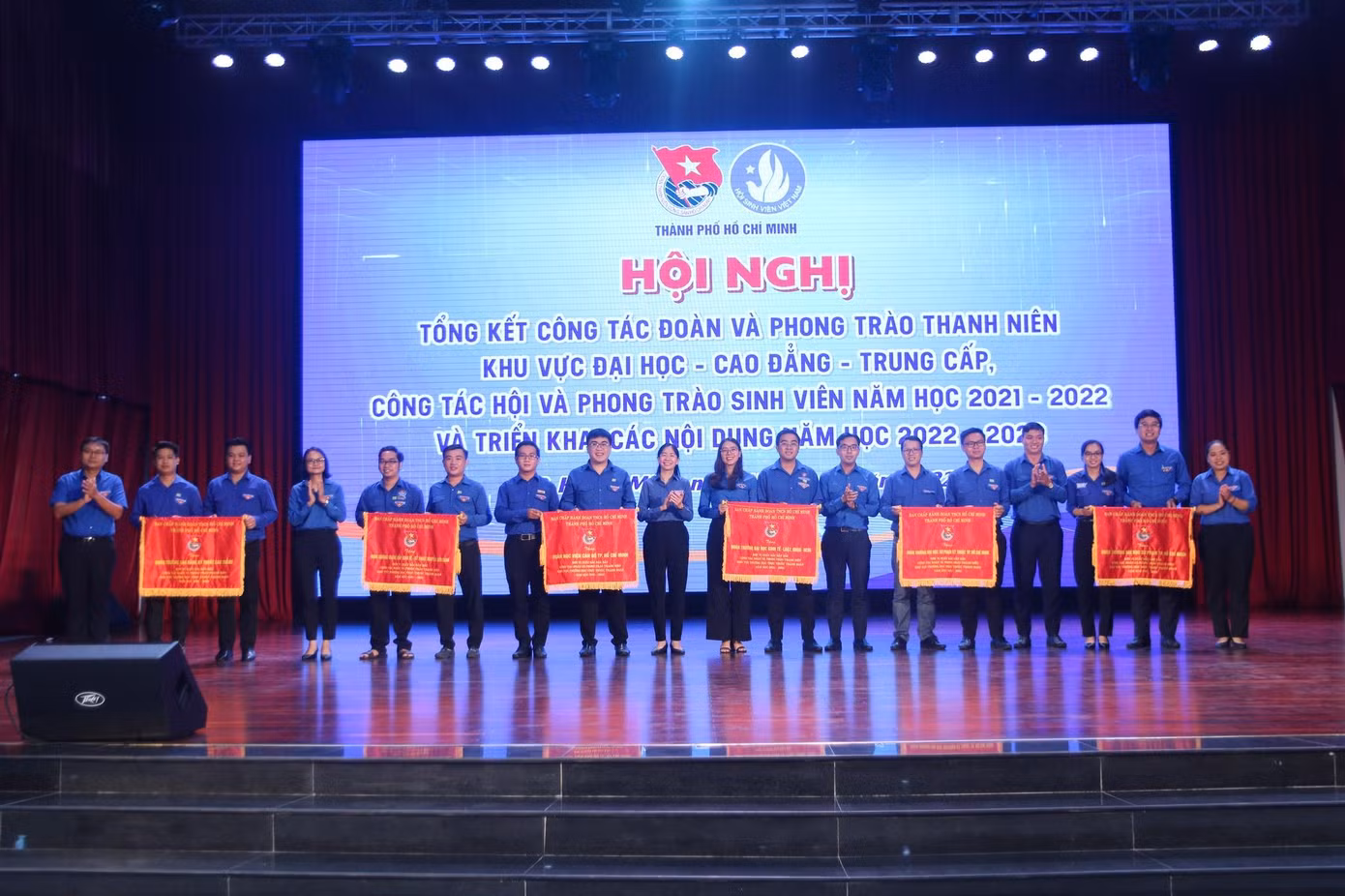 8b53dcd48bdbf32fd893.jpg