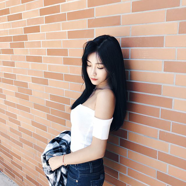 8b6d5c9ee8576bd7930f.jpg